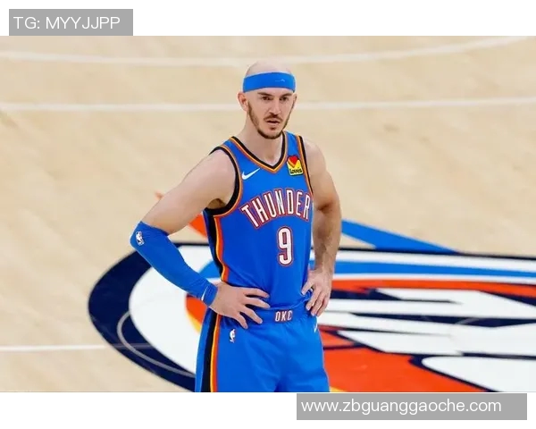 华莱士盛赞卡鲁索暴扣：老将飞身起跳获点赞