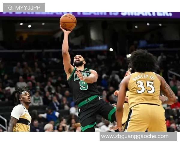 怀特30+7+9麦科勒姆22分 凯尔特人45分狂胜奇才