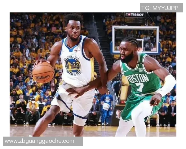 火气十足！斯图尔特和杰伦·布朗卡位互相推搡 双方皆吃T！